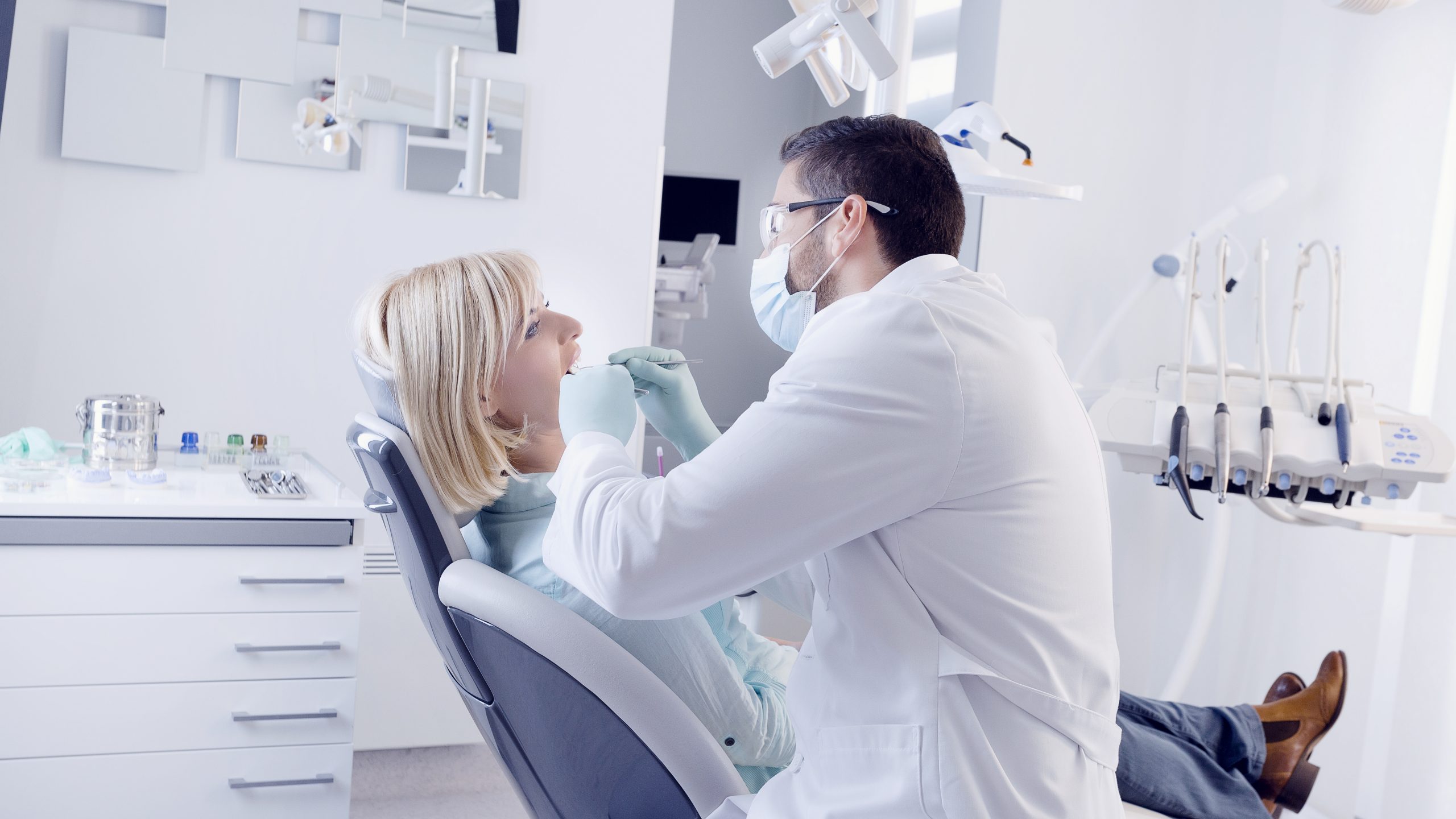 Dentist in Grosse Pointe, MI